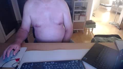 iandy12 online show from September 8, 9:36 pm