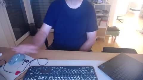 iandy12 online show from September 11, 9:59 pm