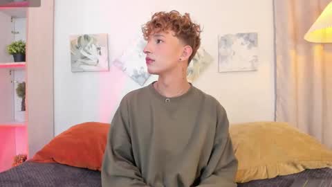 Snapshot of iangel_ chatting on November 13, 3:16 am ian online show from November 13, 3:16 am