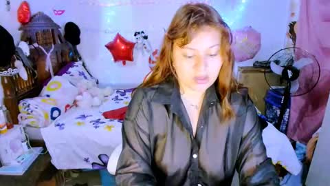 Snapshot of iansofy27 chatting on November 24, 10:26 am ansifia online show from November 24, 10:26 am