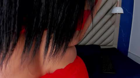 ibbie_ online show from January 11, 12:10 pm