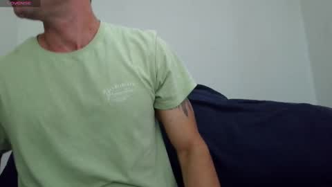 Snapshot of ibovegas chatting on November 2, 12:29 pm Laura e Augusto online show from November 2, 12:29 pm