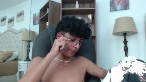 ibratxandy online show from March 17, 8:23 pm