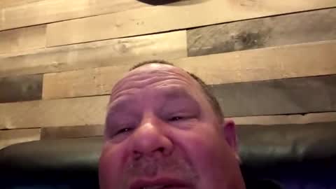 icanmakeyousquirt69 online show from April 28, 5:45 am