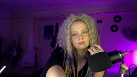 Nina online show from January 15, 12:26 am