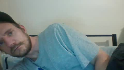 Snapshot of icetwerller chatting on June 6, 3:28 pm icetwerller online show from June 6, 3:28 pm