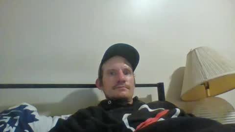 Snapshot of icetwerller chatting on June 10, 6:23 am icetwerller online show from June 10, 6:23 am
