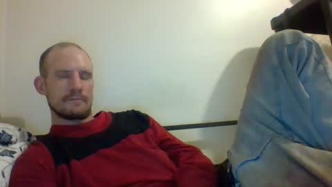 Snapshot of icetwerller chatting on July 19, 3:21 am icetwerller online show from July 19, 3:21 am