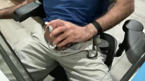 icewoodg online show from October 10, 1:04 am