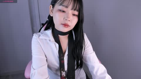 Snapshot of ichigo_o chatting on December 4, 9:51 am Hitomi online show from December 4, 9:51 am
