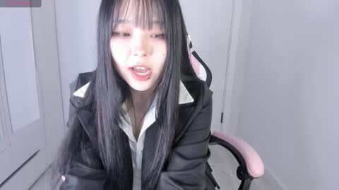 Snapshot of ichigo_o chatting on February 19, 1:39 pm Hitomi online show from February 19, 1:39 pm