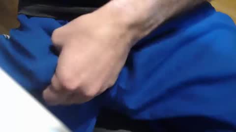 Snapshot of icky_thumps chatting on February 1, 2:34 pm icky_thumps online show from February 1, 2:34 pm