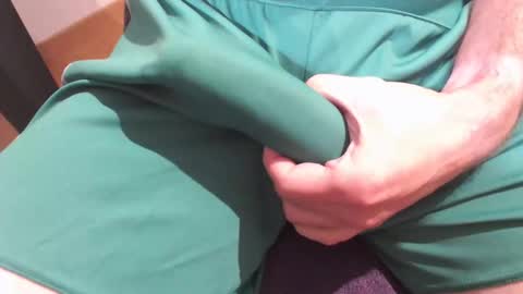 Snapshot of icky_thumps chatting on October 12, 3:16 am icky_thumps online show from October 12, 3:16 am