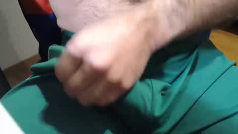 Snapshot of icky_thumps chatting on December 23, 6:00 am icky_thumps online show from December 23, 6:00 am