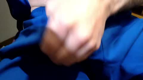 icky_thumps online show from May 10, 4:28 am