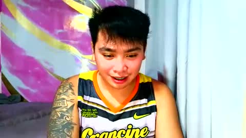 iconic_vince online show from October 9, 3:21 pm