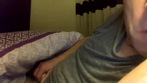 Snapshot of icums4u chatting on February 6, 7:02 am icums4u online show from February 6, 7:02 am