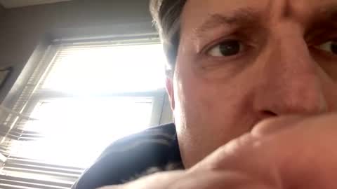 Snapshot of icums4u chatting on February 10, 12:29 pm icums4u online show from February 10, 12:29 pm