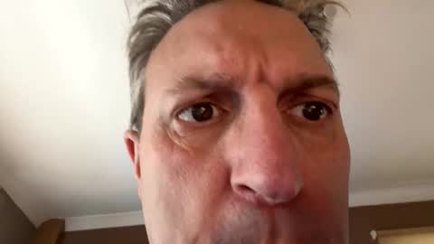 Snapshot of icums4u chatting on October 11, 8:13 am icums4u online show from October 11, 8:13 am