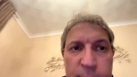 Snapshot of icums4u chatting on December 1, 4:12 pm icums4u online show from December 1, 4:12 pm