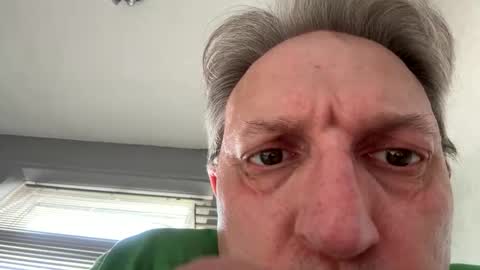 Snapshot of icums4u chatting on April 29, 2:54 pm icums4u online show from April 29, 2:54 pm