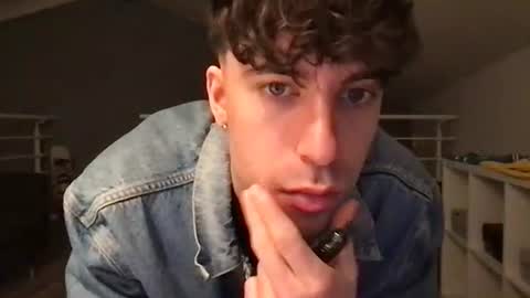 icyninesix online show from January 8, 7:03 pm