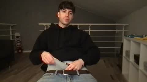 icyninesix online show from January 17, 5:21 am