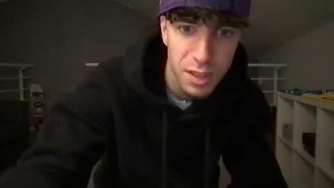 icyninesix online show from January 26, 10:02 pm