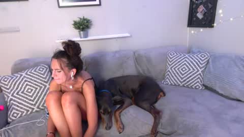 Snapshot of icyspice chatting on July 5, 6:53 am icyspice online show from July 5, 6:53 am