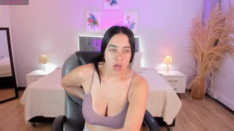 Icy online show from February 18, 11:50 am