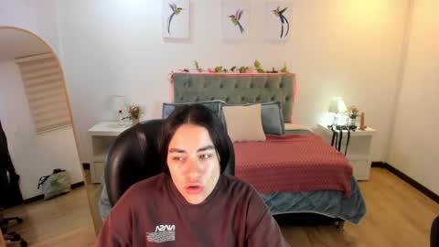 Icy online show from June 14, 11:56 am