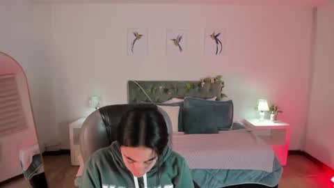 Icy online show from June 20, 2:36 am