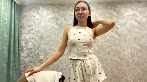 Snapshot of idellmannheim chatting on November 10, 4:17 pm Sofi online show from November 10, 4:17 pm