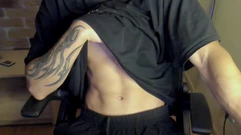 Snapshot of idkiww chatting on September 11, 7:47 pm yo online show from September 11, 7:47 pm