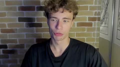 Snapshot of idkiww chatting on September 12, 8:53 pm yo online show from September 12, 8:53 pm