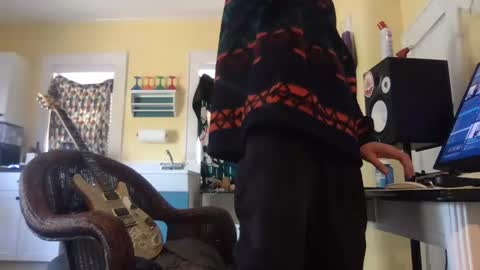 Snapshot of idksohorny chatting on December 1, 5:13 pm idksohorny online show from December 1, 5:13 pm