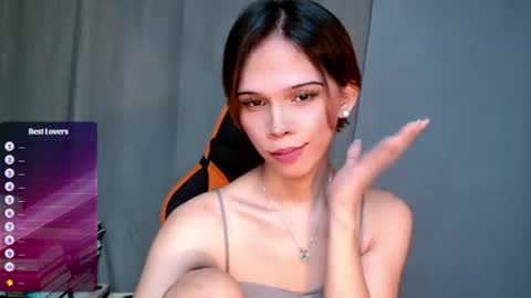 Snapshot of idontgive_afuck chatting on June 17, 12:57 am Lana But you can spell it backwards online show from June 17, 12:57 am