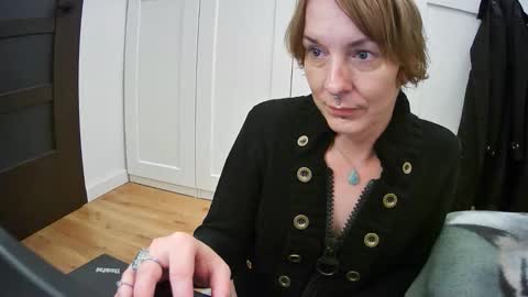 Ifk Donkeys online show from October 2, 6:04 pm