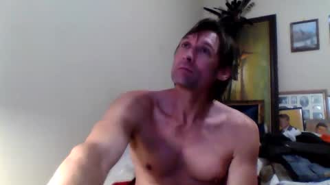 Snapshot of ifoundthegspot chatting on December 19, 10:34 am Darthmark420 online show from December 19, 10:34 am