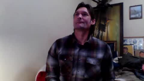 Snapshot of ifoundthegspot chatting on December 25, 5:48 am Darthmark420 online show from December 25, 5:48 am