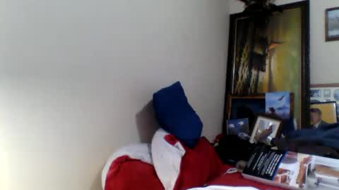 Snapshot of ifoundthegspot chatting on December 26, 3:59 am Darthmark420 online show from December 26, 3:59 am