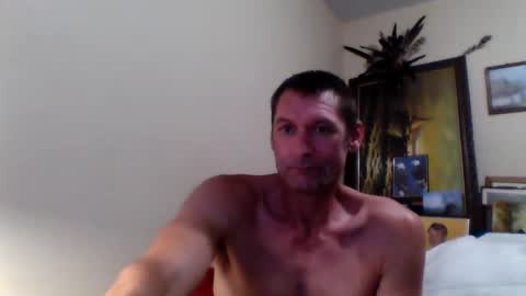 Snapshot of ifoundthegspot chatting on November 6, 8:15 am Darthmark420 online show from November 6, 8:15 am