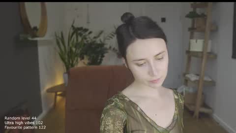 Snapshot of ifyouleave chatting on October 27, 12:31 pm Belle online show from October 27, 12:31 pm