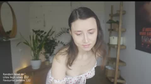 Snapshot of ifyouleave chatting on November 5, 11:32 am Belle online show from November 5, 11:32 am