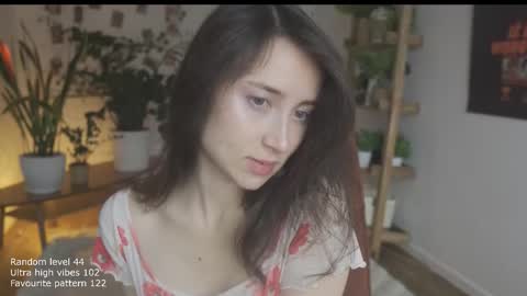 Snapshot of ifyouleave chatting on December 2, 9:47 am Belle online show from December 2, 9:47 am