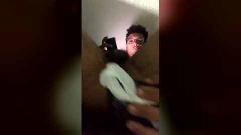 Snapshot of igkdjfbbprms chatting on April 2, 10:13 am SassyGuy07 online show from April 2, 10:13 am