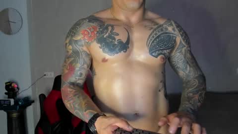 Snapshot of igor_scott chatting on December 6, 1:18 am Igor scott online show from December 6, 1:18 am
