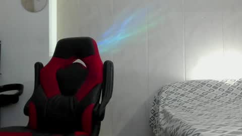 Snapshot of igor_scott chatting on February 2, 1:02 am Igor scott online show from February 2, 1:02 am
