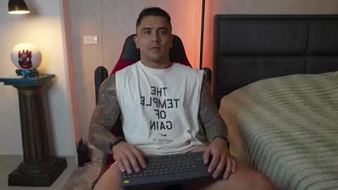 Snapshot of igor_scott chatting on November 20, 3:07 am Igor scott online show from November 20, 3:07 am