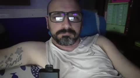 Snapshot of igorargen4 chatting on October 20, 12:33 am igorargen4 online show from October 20, 12:33 am